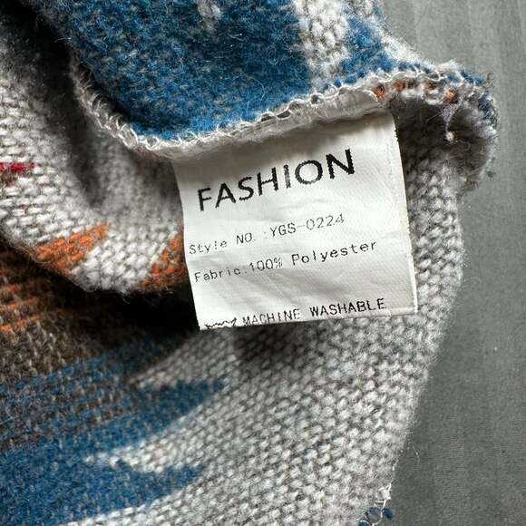 Women's Southwestern Aztec Print Quarter-Zip Hoodie with Front Pocket - Picture 11 of 11